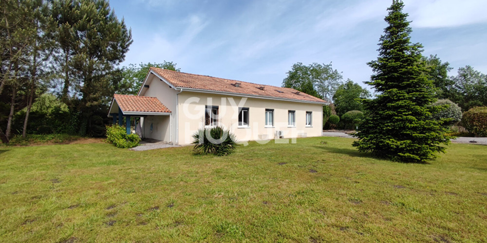 maison à ST YAGUEN (40400)