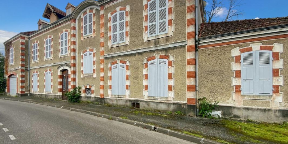 maison à MONT DE MARSAN (40000)