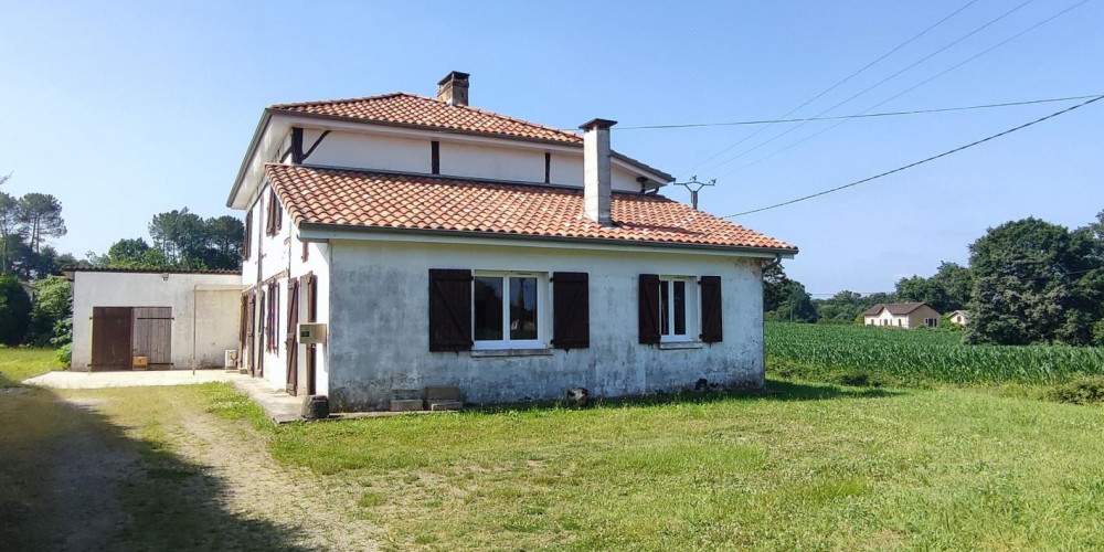 maison à POUILLON (40350)