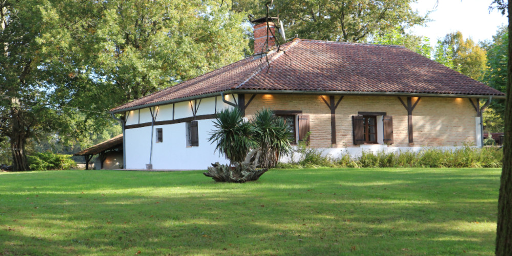 maison à ST YAGUEN (40400)