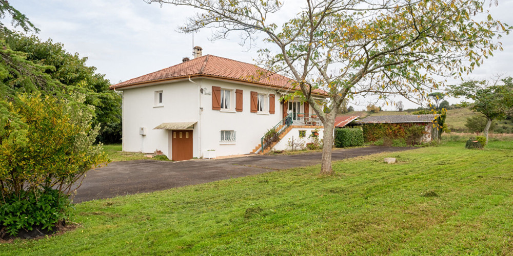 maison à AMOU (40330)