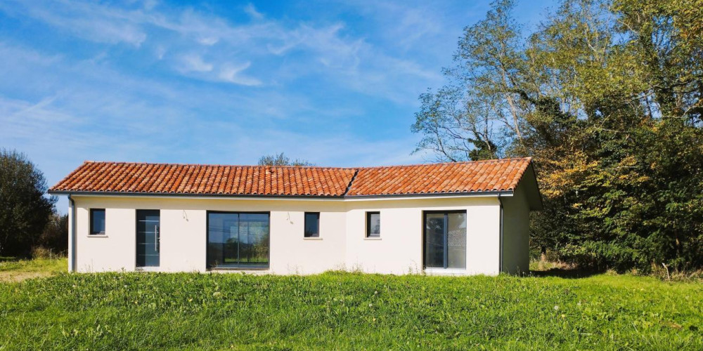 maison à FARGUES (40500)