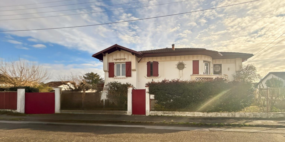 maison à MONT DE MARSAN (40000)