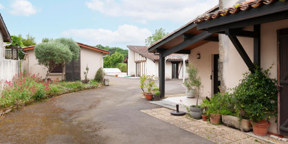 maison à AIRE SUR L ADOUR (40800)