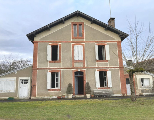 maison  ROQUEFORT