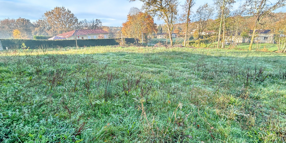 terrain à ST SEVER (40500)