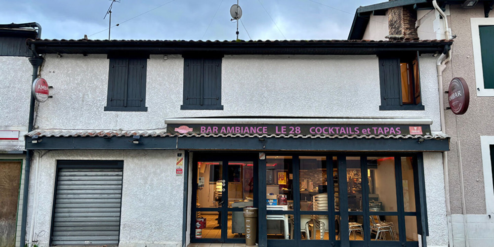 immeuble à LABOUHEYRE (40210)