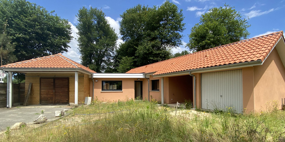 maison à SAUGNAC ET CAMBRAN (40180)