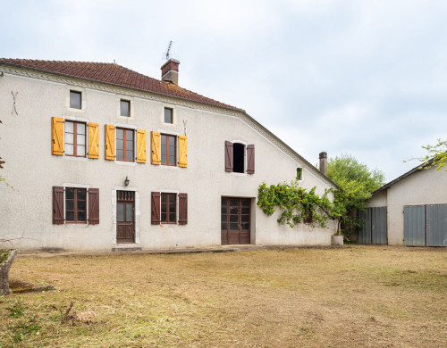 maison  AMOU